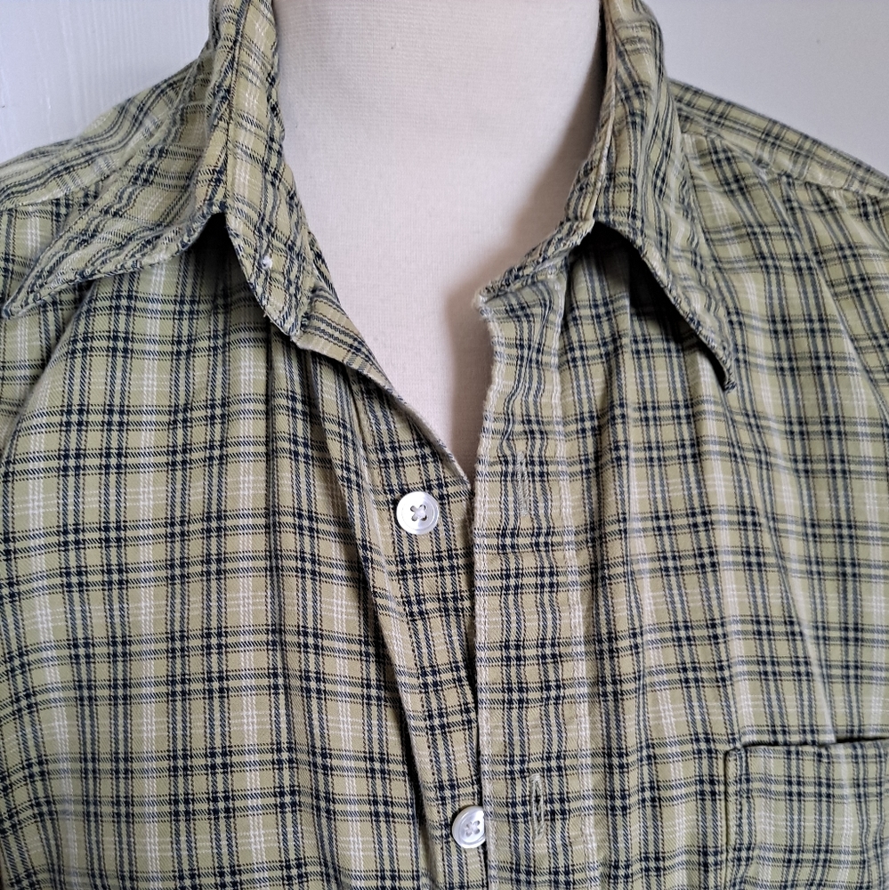 Flannels. 🌈 - Picture 2 of 7